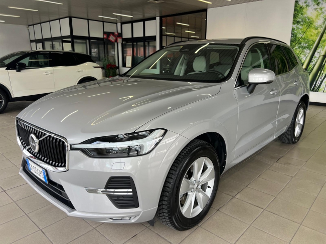 Volvo XC60 2.0 B5 (D) 48v Core Awd 4x4 KM 53.000 GROSSETO